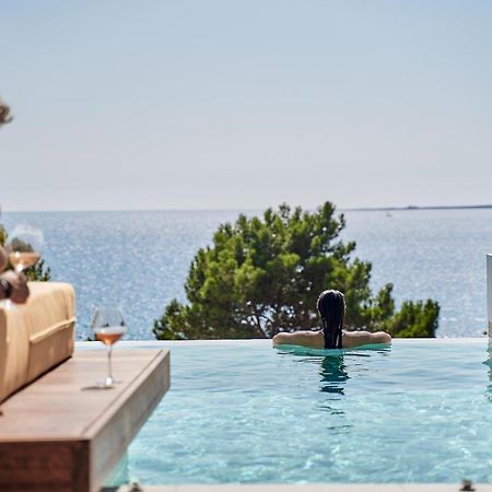 לאסי White Rocks Hotel Kefalonia מראה חיצוני תמונה